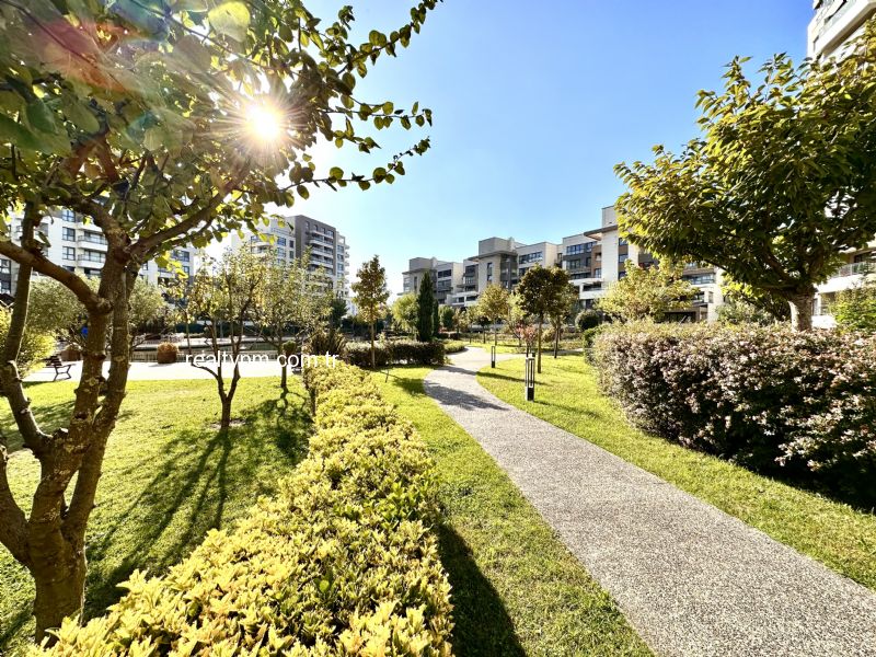 REALTY PM SİNPAŞ KÖYCEĞİZ SATILIK ŞEREFİYELİ BLOK 3,5+1 FULL PEYZAJ MNZR - 3383